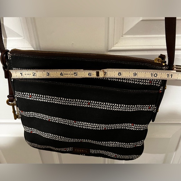 FOSSIL Fiona Crossbody Bag Black White Geometric Pattern Brown Leather Strap - Picture 13 of 15